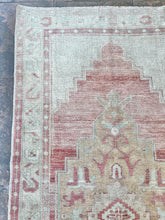 Vintage Anatolian, 3'8x7'5