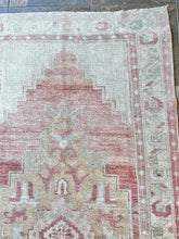 Vintage Anatolian, 3'8x7'5