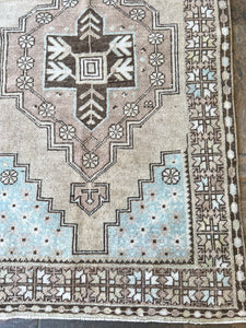 Vintage Anatolian, 3'3x5'8