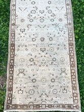 Old Malayer Runner, 2’7 x 9’5