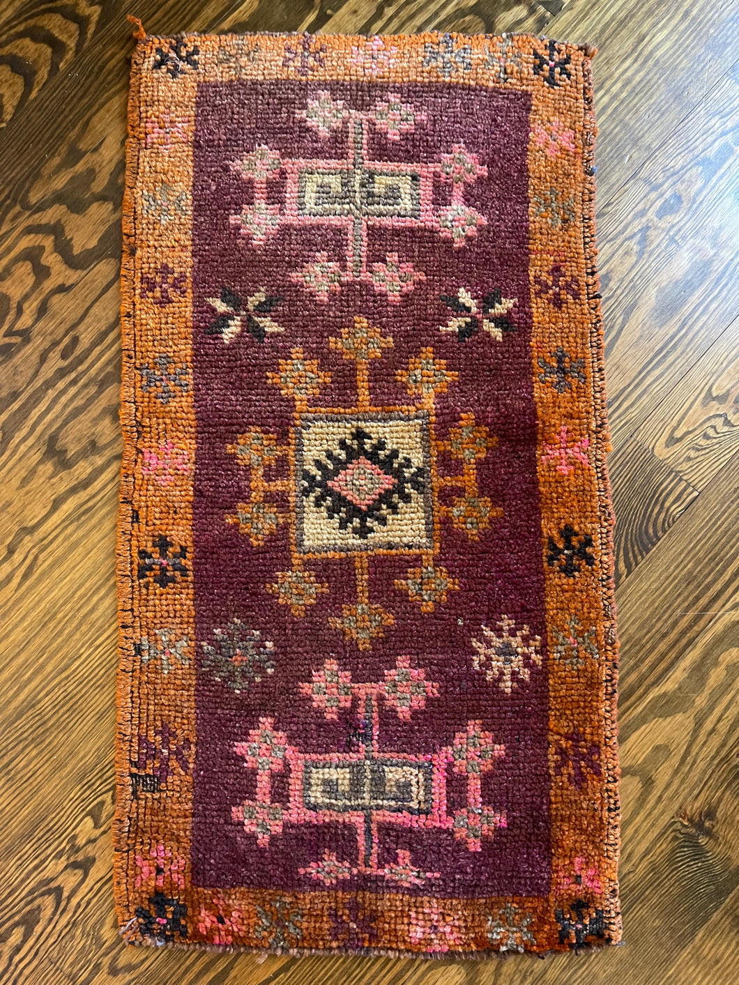 Vintage Anatolian, 1’5 x 2’9