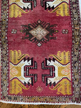 Vintage Anatolian, 1’6 x 2’6